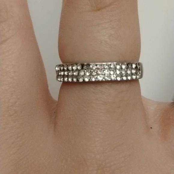 JEWELRY - Picture 6 of 6